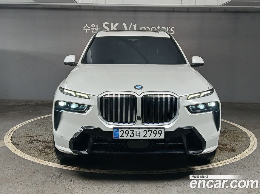 BMW X7 xDrive 40i M Sport 6STR, 2025