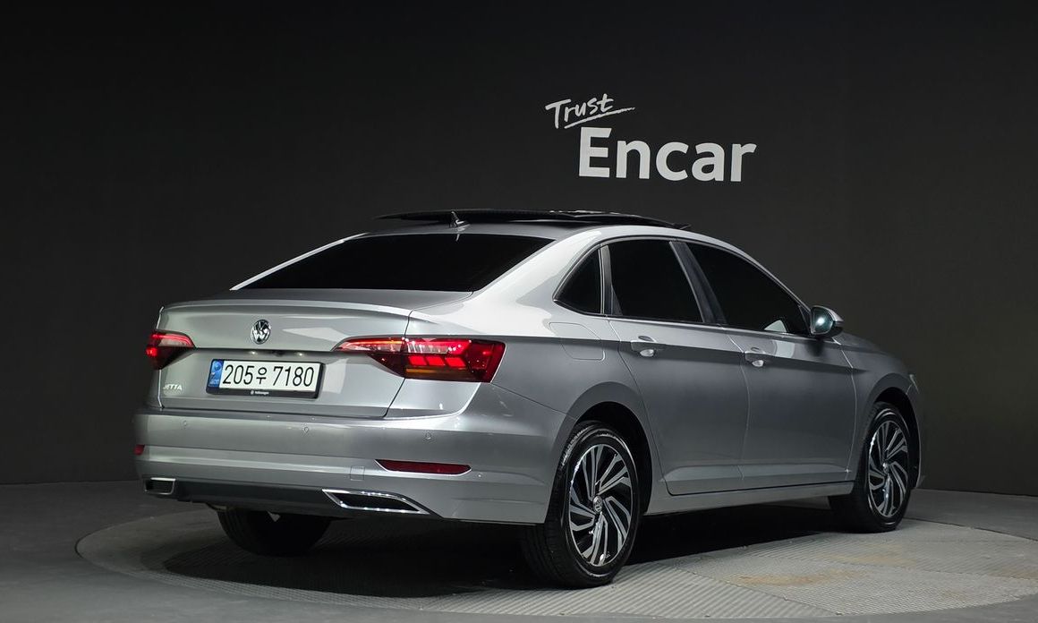 Volkswagen Jetta 1.4 TSI Prestige, 2021