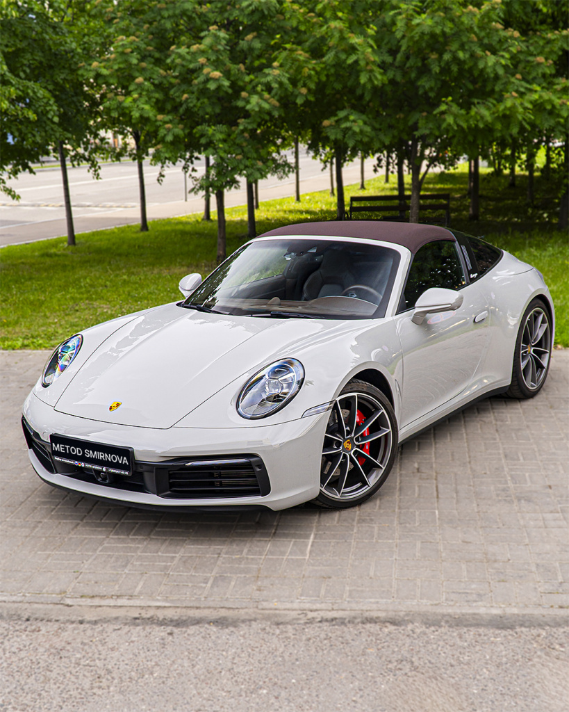 porsche.jpeg porsche.jpeg