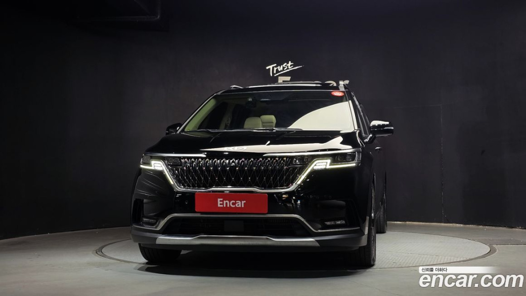 Kia Carnival 9-Seater Signature, 2022