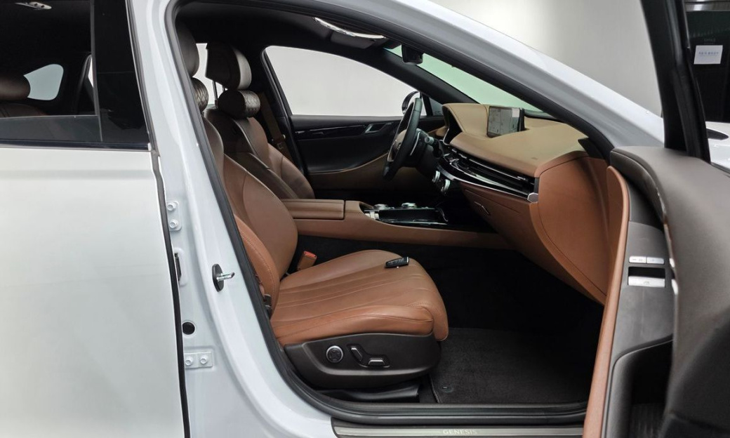 Genesis G80 Gasoline 2.5 Turbo 2WD, 2023