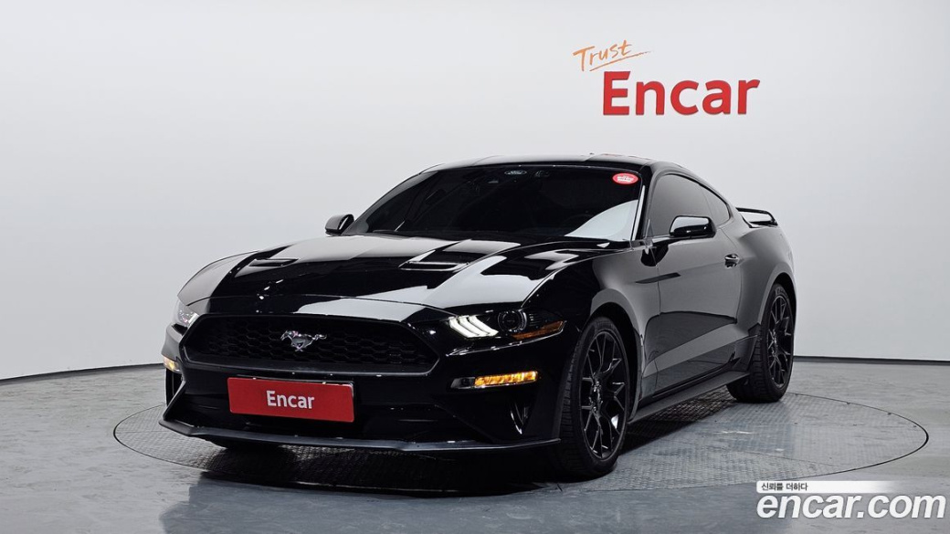 Ford Mustang Coupe, 2023