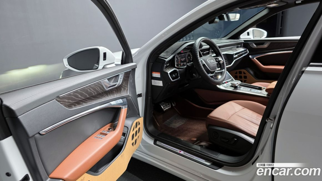 Audi A6 45 TFSI Quattro Premium, 2023