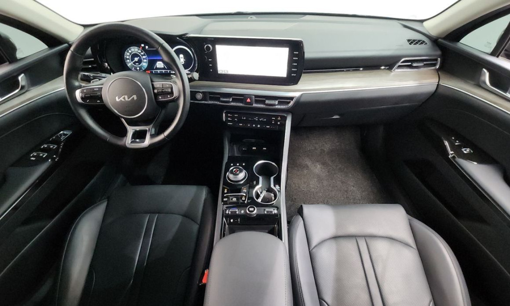 Kia K5 2.0, 2023