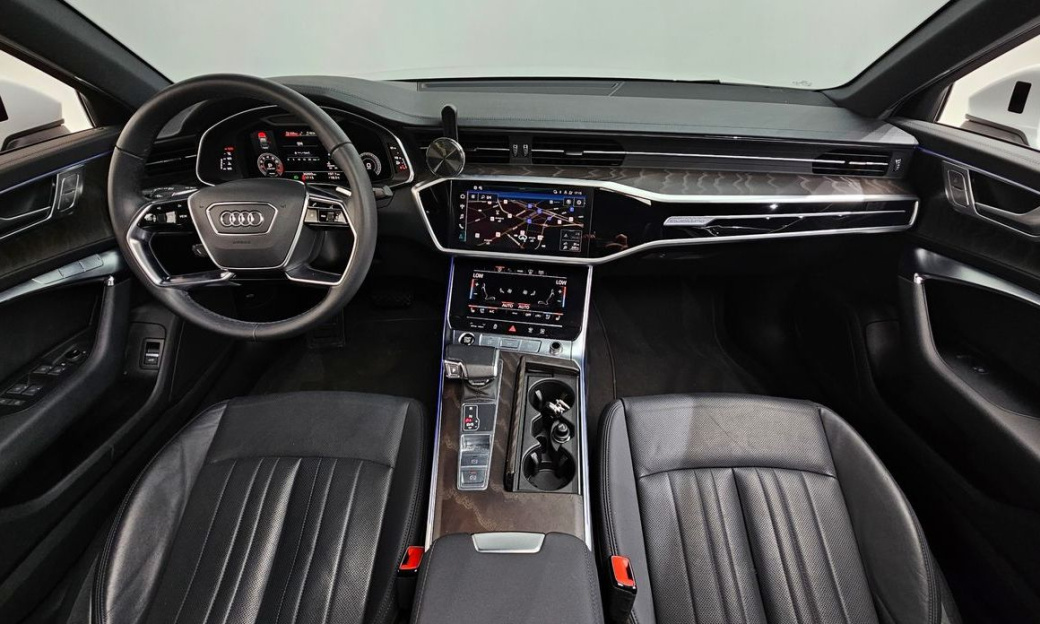 Audi A6 45 TFSI Quattro Premium, 2022