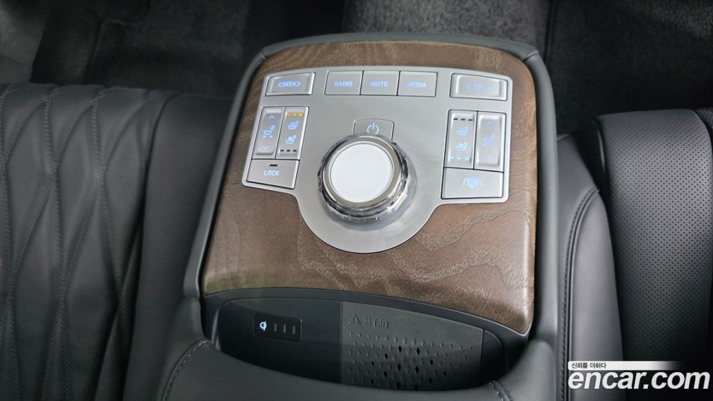 Genesis G80 Gasoline 2.5 Turbo AWD, 2025