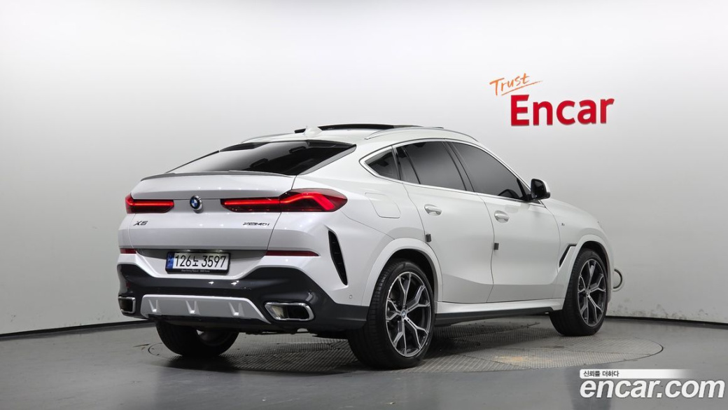 BMW X6 xDrive40i M Sport, 2023
