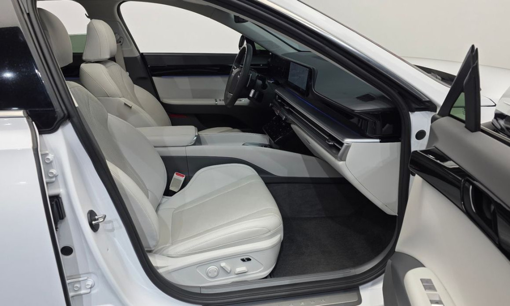 Hyundai Grandeur 2,5 Gasoline 2WD, 2024