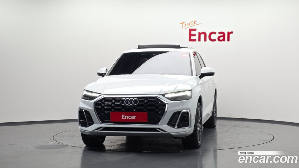 Audi Q5 45 TFSI Quattro Premium, 2024