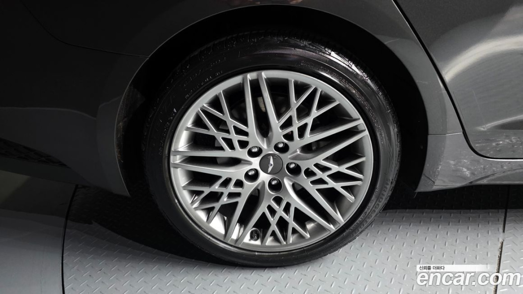 Genesis G70 Gasoline 2.0T 4WD, 2022