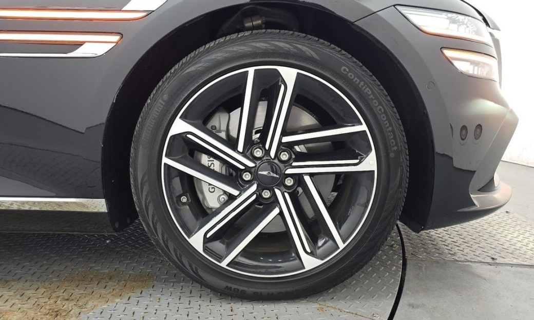 Genesis G80 Gasoline 2.5 Turbo AWD, 2025