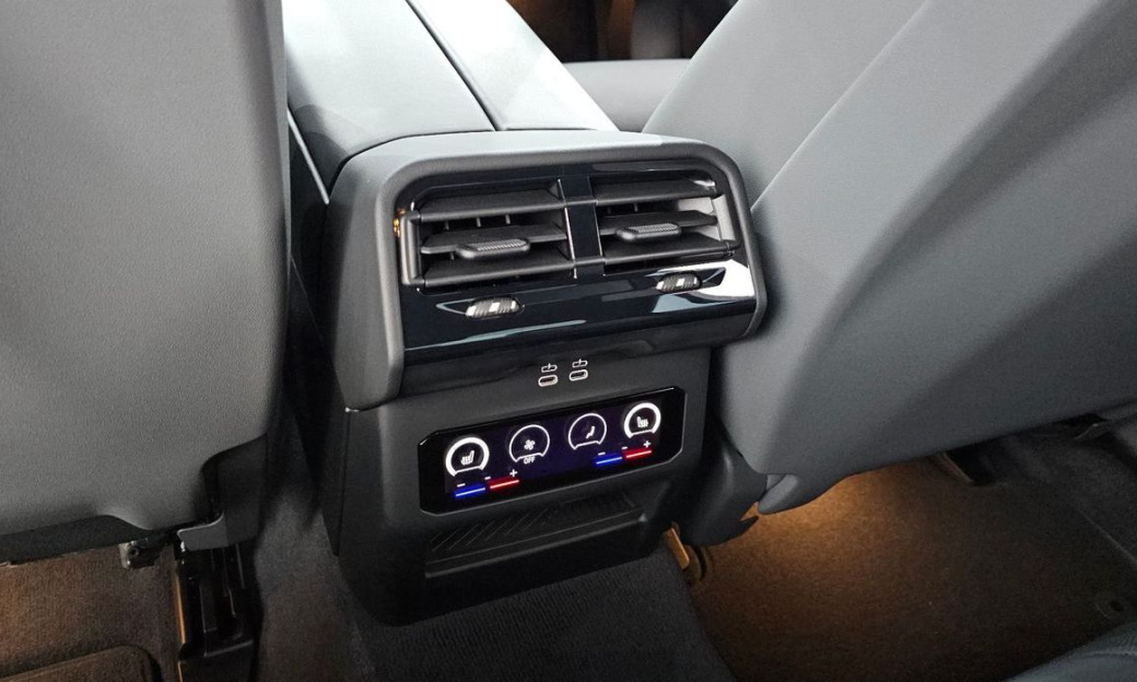 BMW 5-Series 530i xDrive M Sport, 2025