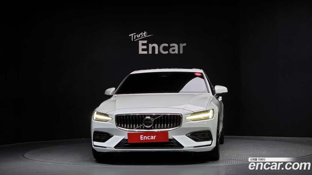 Volvo S60 B5 Ultimate Bright, 2024