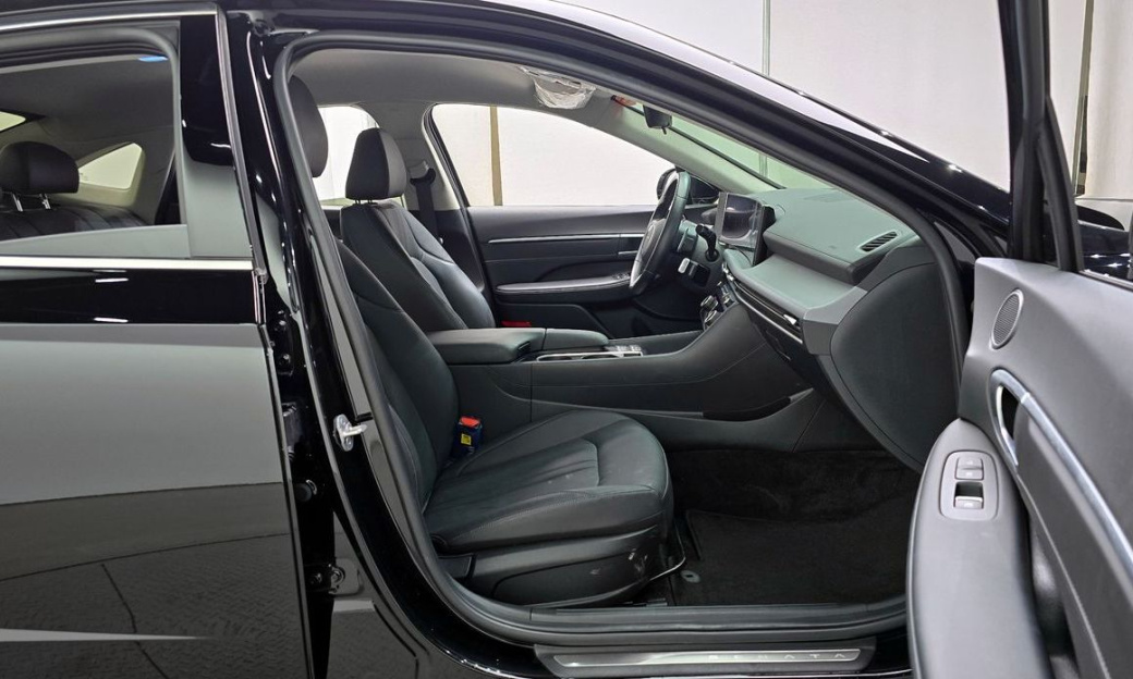 Hyundai Sonata 2.0, 2024