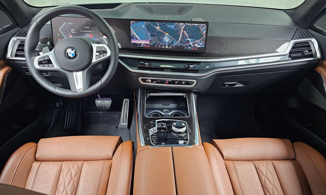 BMW X7 xDrive 40i M Sport 6STR, 2025