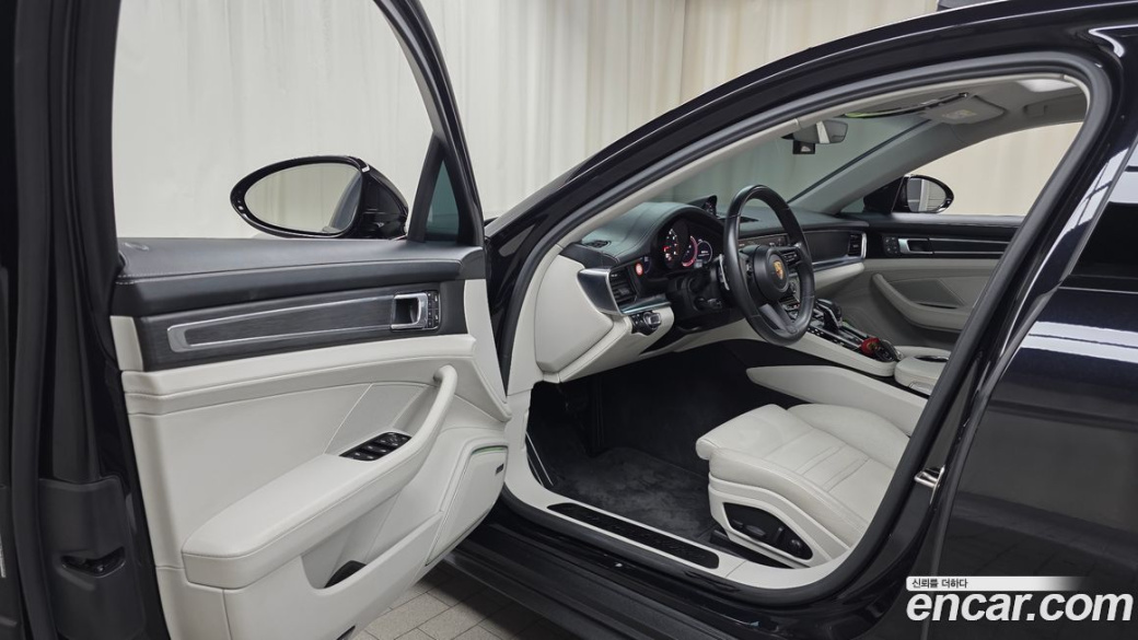 Porsche Panamera 2.9 AWD Platinum Edition, 2023