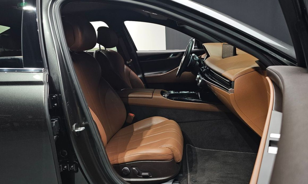 Genesis G80 Gasoline 2.5 Turbo AWD, 2022
