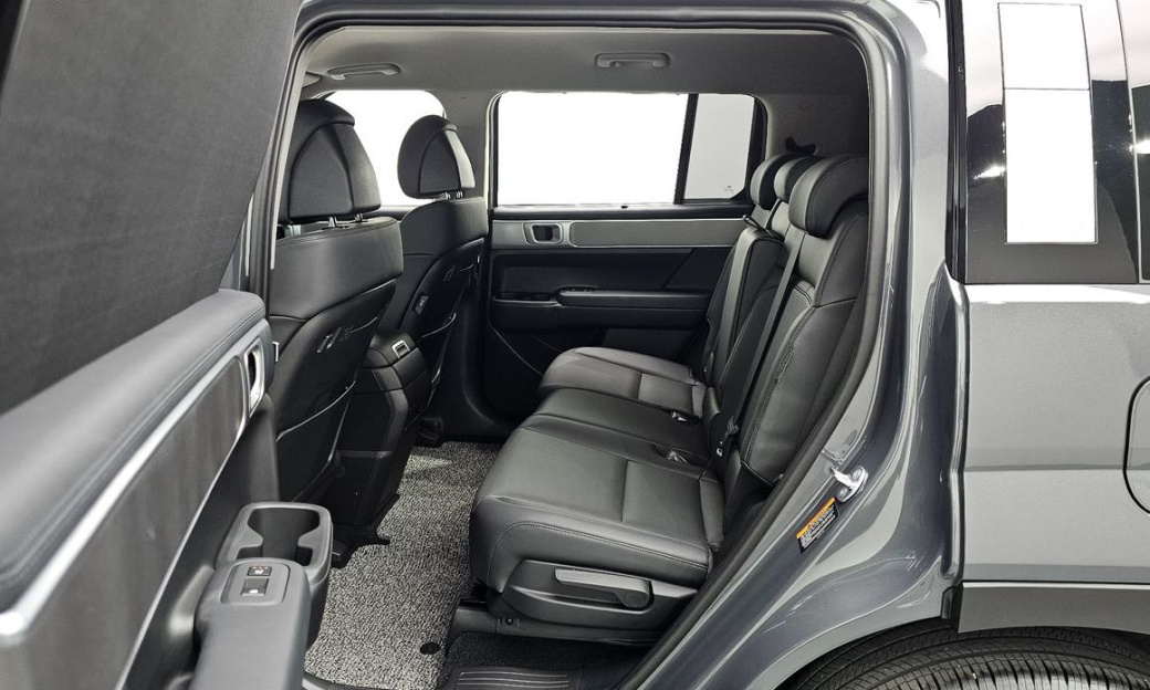 Hyundai Santafe Gasoline 2.5T 2WD, 2025