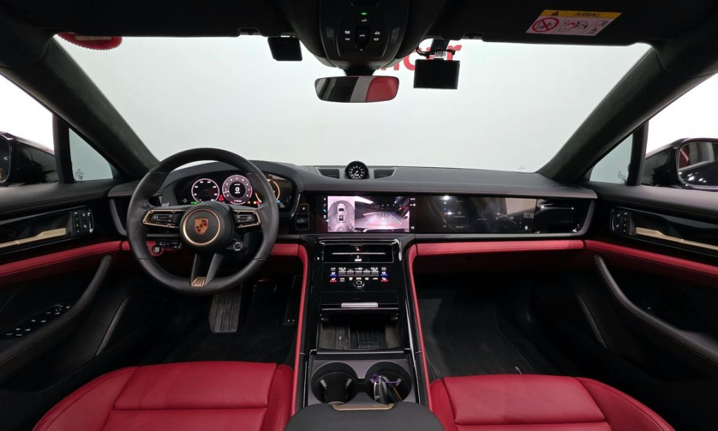 Porsche Panamera 4.0 GTS, 2025