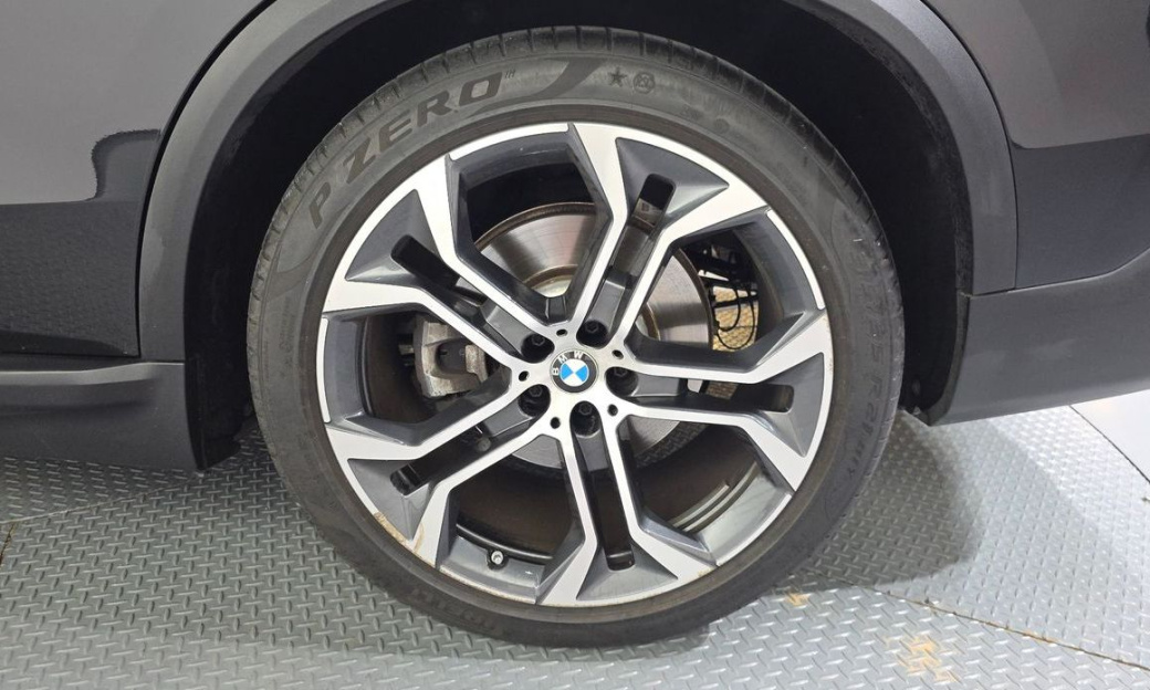 BMW X5 xDrive 40i xLine, 2022