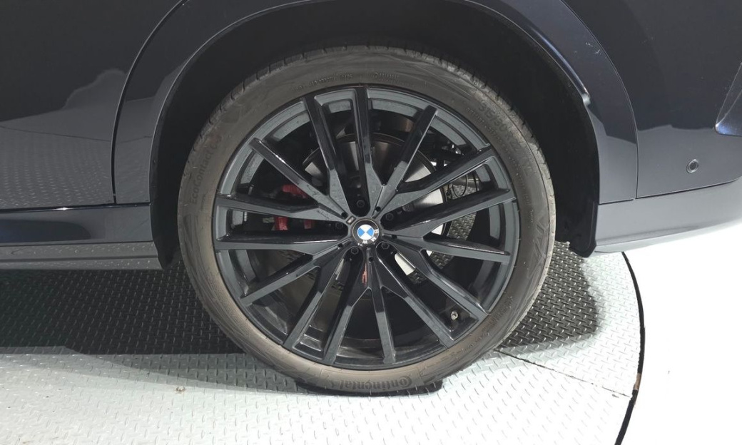 BMW X6 xDrive40d M Sport Pro, 2025
