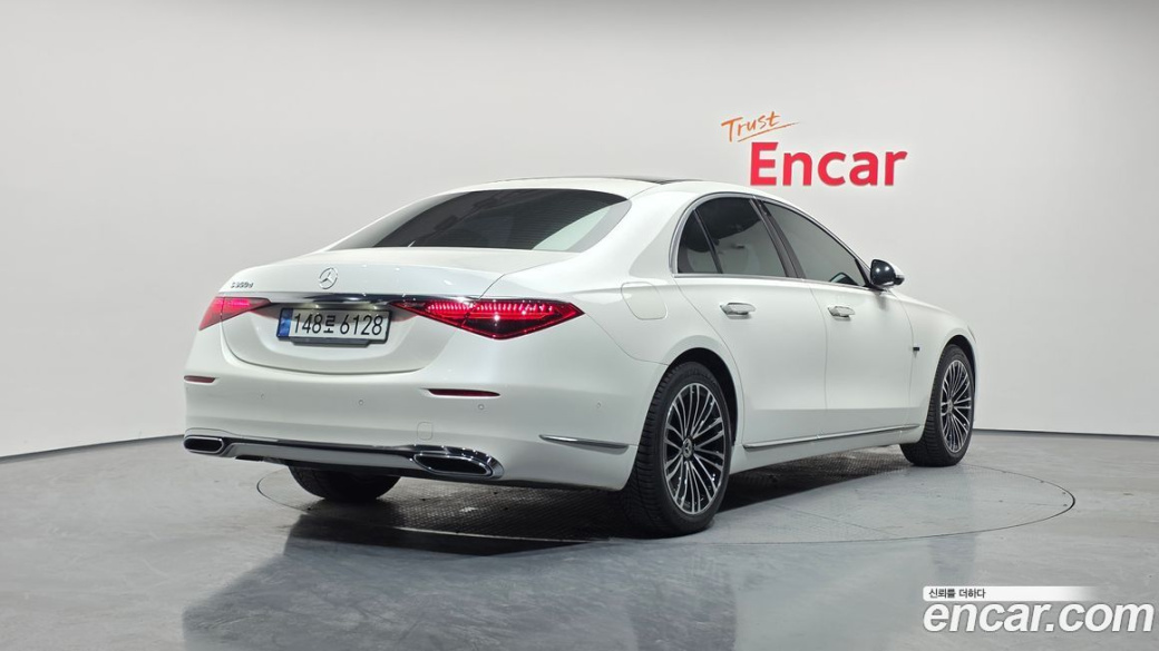 Mercedes-Benz S-Class S350 d, 2022
