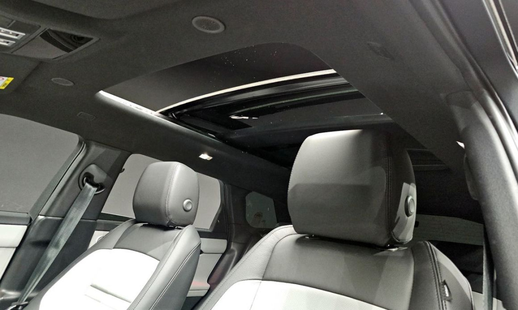 Land Rover Range Rover Evoque P250 Dynamic SE, 2026