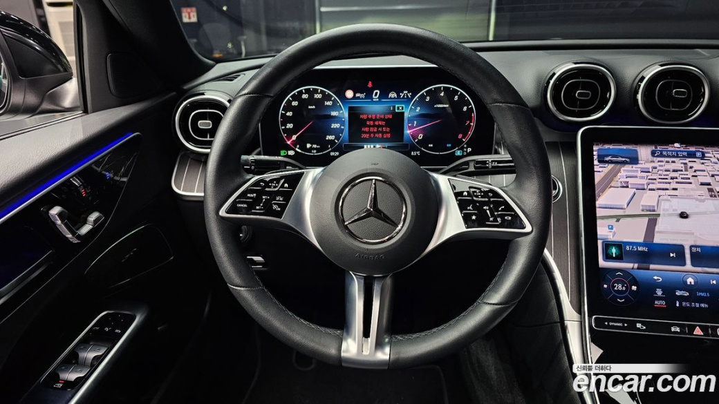 Mercedes-Benz C-Class C300 4MATIC Avantgarde, 2024