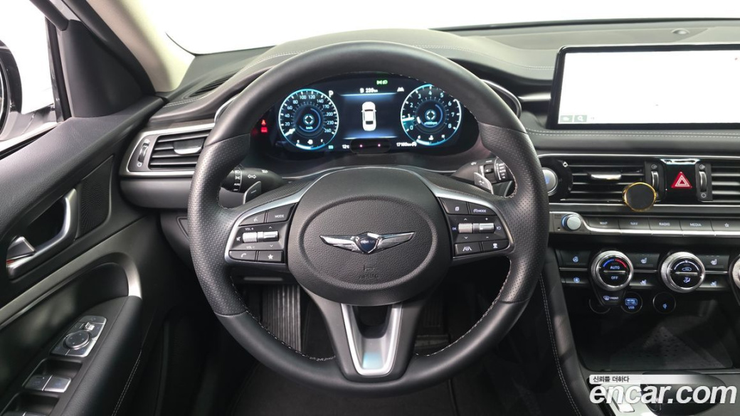 Genesis G70 Gasoline 2.0T 4WD, 2022
