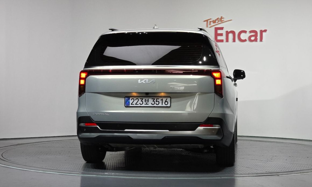 Kia Carnival 9-Seater Noblesse, 2025