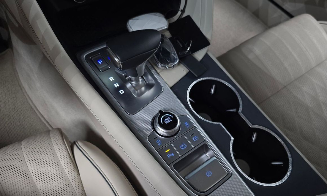 Genesis G70 Gasoline 2.5T 4WD, 2024