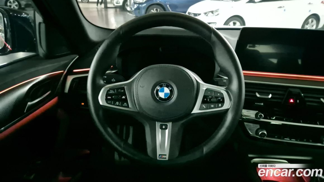 BMW 5-Series 520i M Sport, 2023
