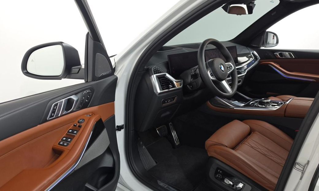 BMW X7 xDrive 40d M Sport 6STR, 2025