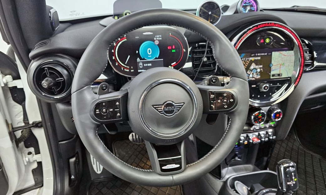 Mini Cooper JCW, 2024