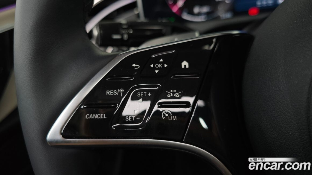 Mercedes-Benz E-Class E200 Avantgarde, 2025