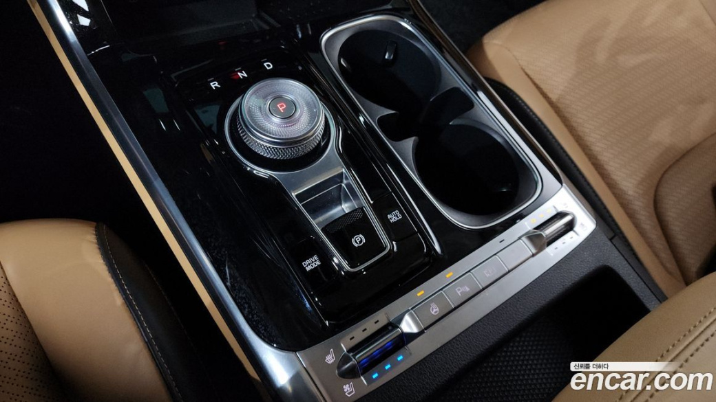 Kia Carnival 7-Seater Signature, 2022
