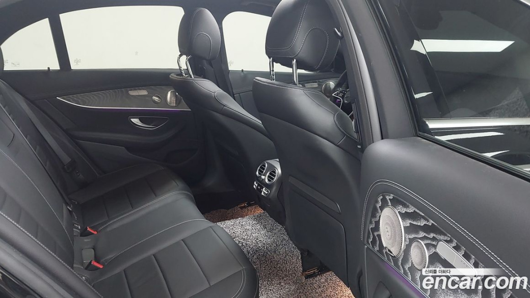 Mercedes-Benz E-Class E350 4MATIC Exclusive, 2023