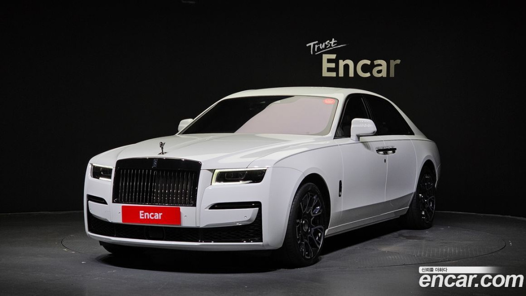 Rolls-Royce Ghost 6.7 V12 Black Badge, 2023