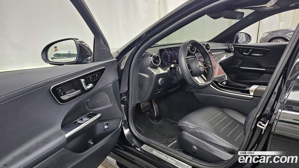 Mercedes-Benz C-Class C200 AMG Line, 2024