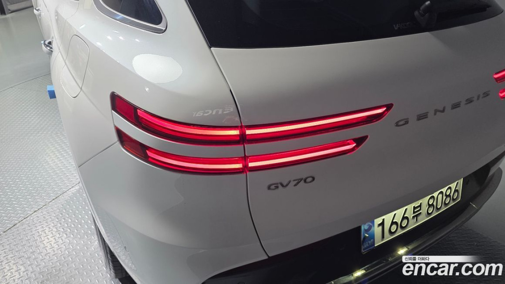 Genesis GV70 2.5T Gasoline AWD, 2025