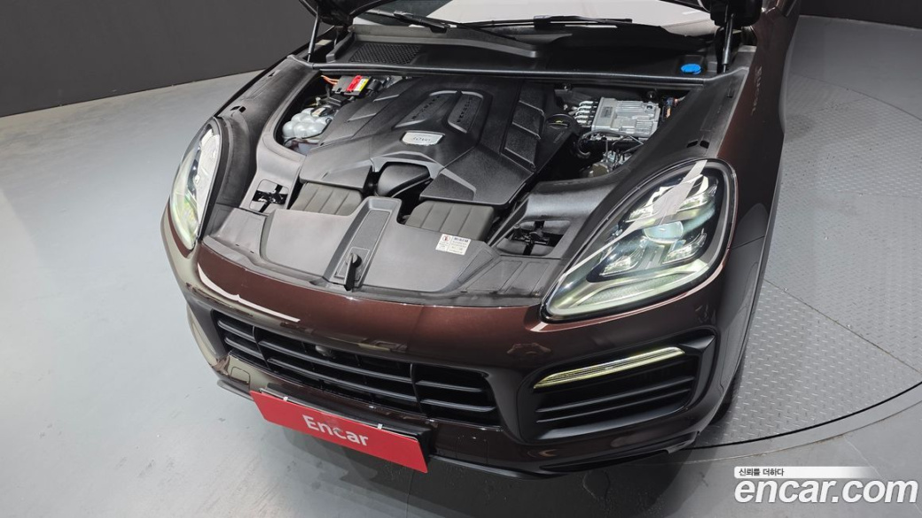 Porsche Cayenne 3.0, 2021