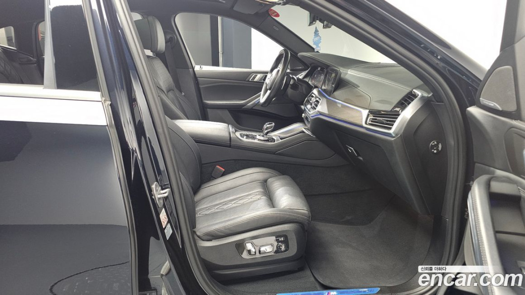 BMW X6 xDrive40i M Sport, 2023