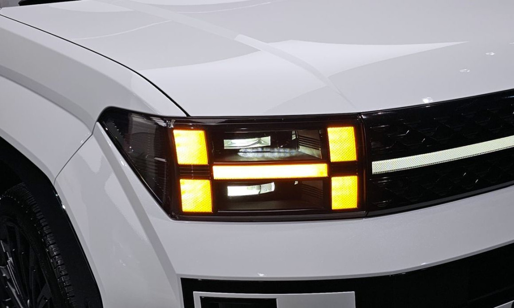 Hyundai Santafe Gasoline 2.5T 2WD, 2025