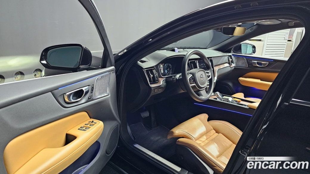 Volvo S60 B5 Inscription, 2022