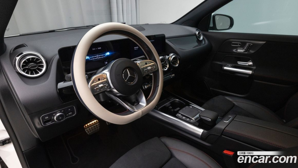 Mercedes-Benz GLA-Class GLA250 4MATIC, 2023