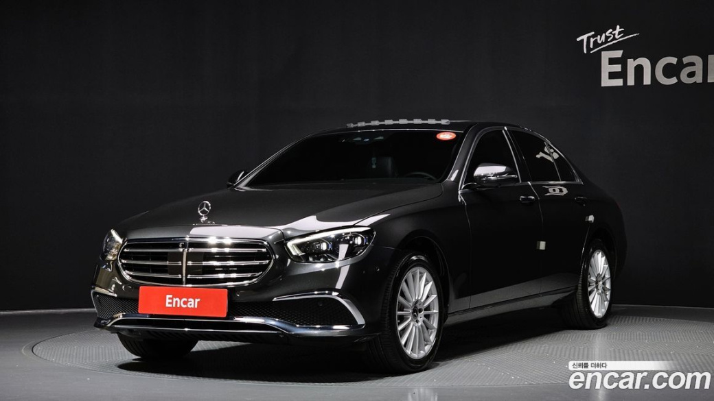 Mercedes-Benz E-Class E220d 4MATIC Exclusive, 2021