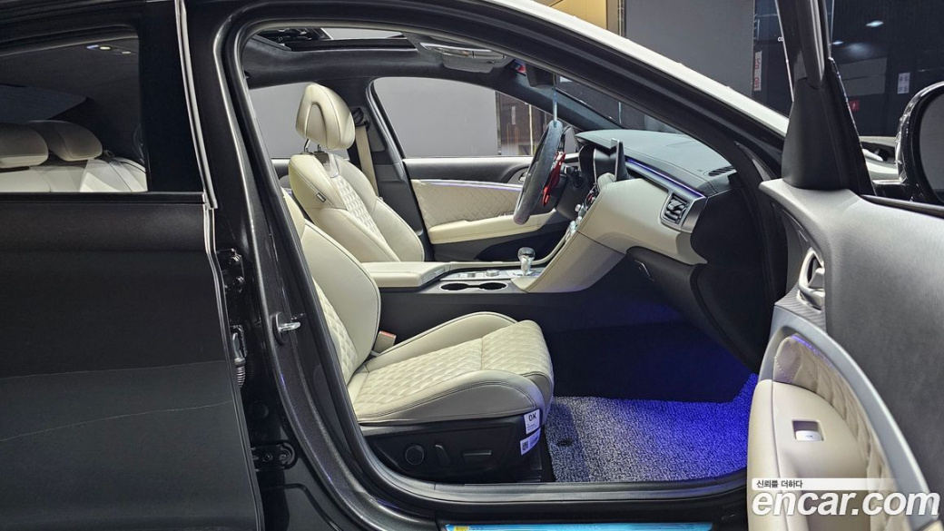 Genesis G70 Gasoline 2.0T 2WD, 2023