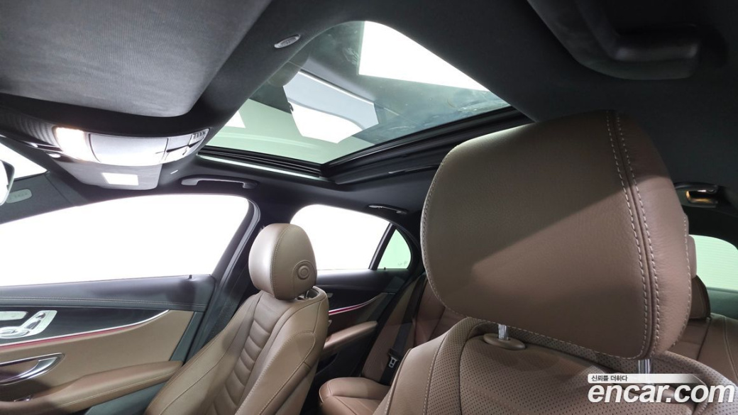 Mercedes-Benz E-Class E250 AMG Line, 2023
