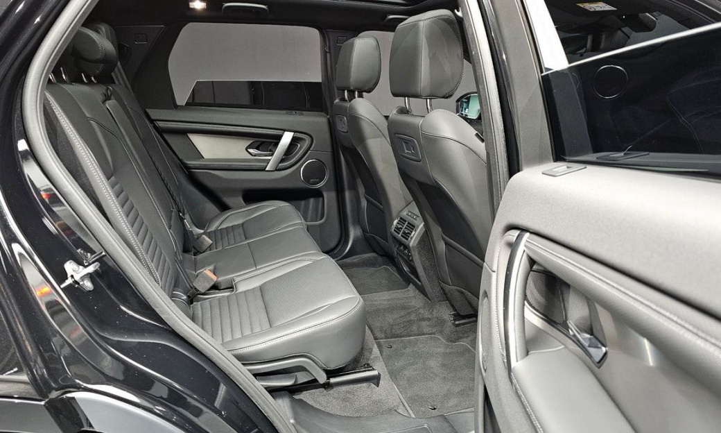 Land Rover Discovery Sport P250 Dynamic SE, 2025