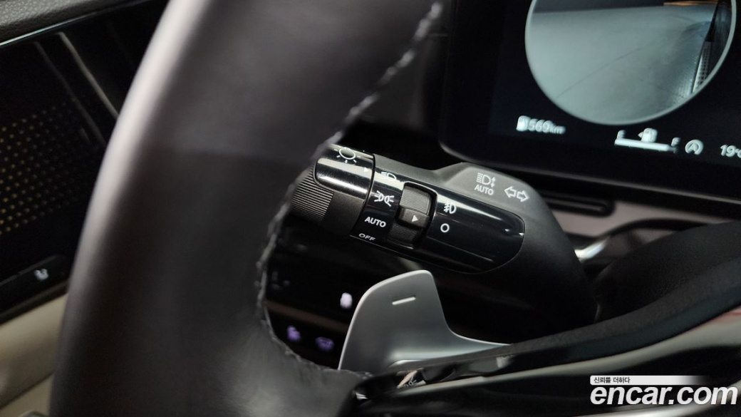 Kia Carnival 7-Seater Gravity, 2025